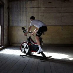 Vélo D'appartement Wattbike Pro 7 Vélo D'appartement Wattbike Pro -Équipement De Fitness fit rack wbi 001 noir 3